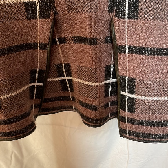 Long vest - Picture 3 of 6